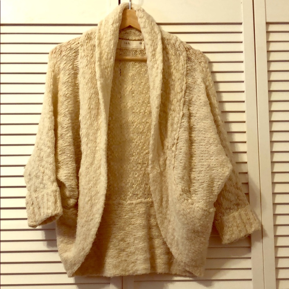 Laurie B. Cocoon chunky knit sweater.